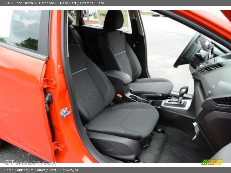 Race Red / Charcoal Black 2014 Ford Fiesta SE Hatchback