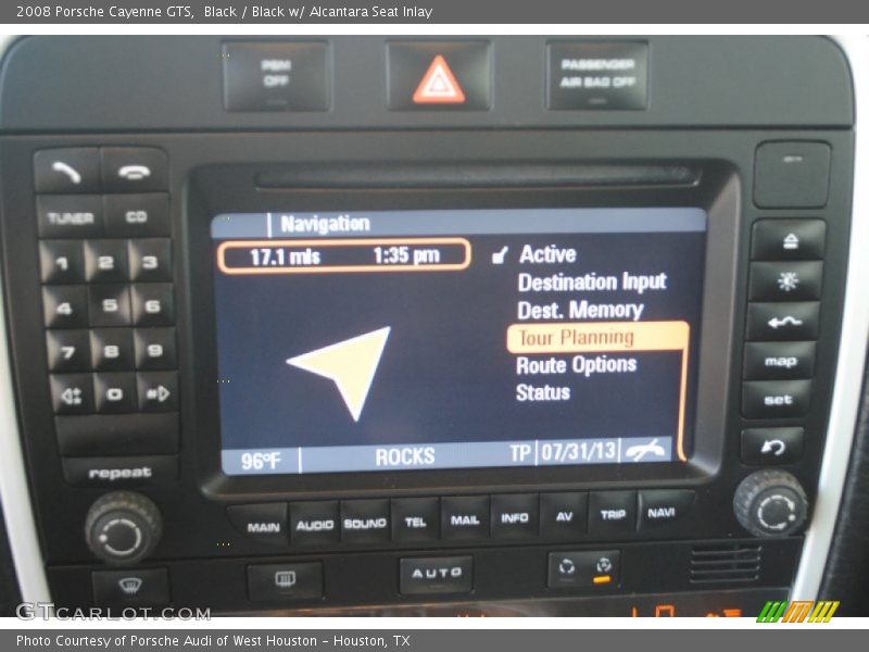 Controls of 2008 Cayenne GTS