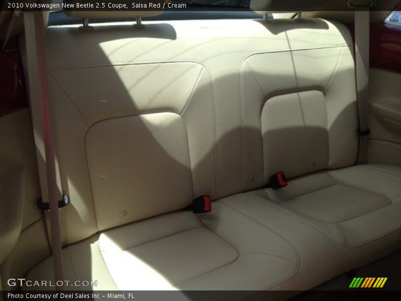 Salsa Red / Cream 2010 Volkswagen New Beetle 2.5 Coupe