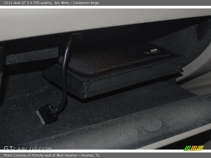 Ibis White / Cardamom Beige 2011 Audi Q7 3.0 TFSI quattro