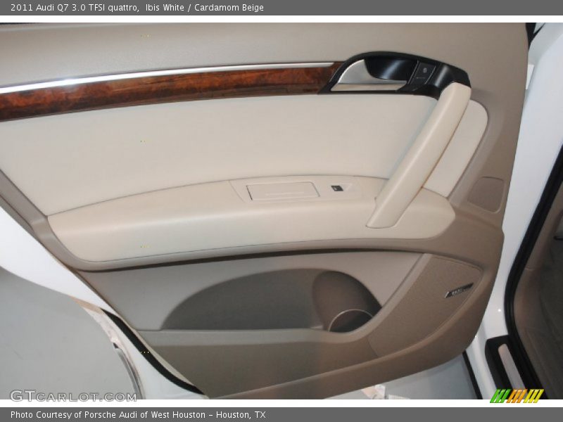 Ibis White / Cardamom Beige 2011 Audi Q7 3.0 TFSI quattro