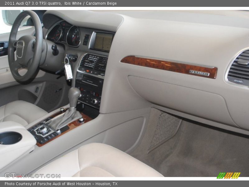 Ibis White / Cardamom Beige 2011 Audi Q7 3.0 TFSI quattro