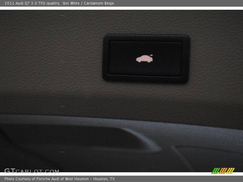 Ibis White / Cardamom Beige 2011 Audi Q7 3.0 TFSI quattro
