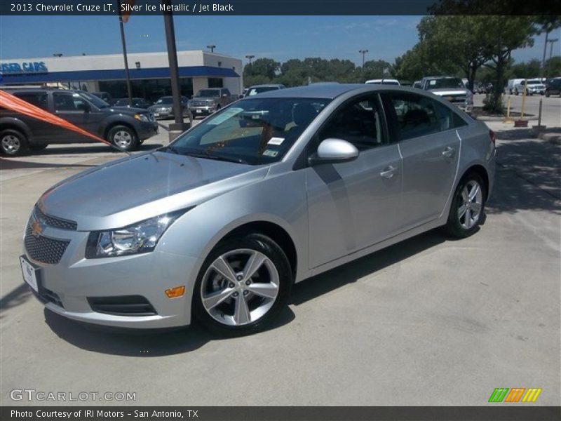 Silver Ice Metallic / Jet Black 2013 Chevrolet Cruze LT
