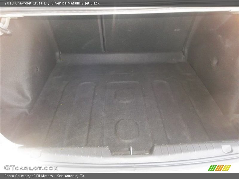 Silver Ice Metallic / Jet Black 2013 Chevrolet Cruze LT
