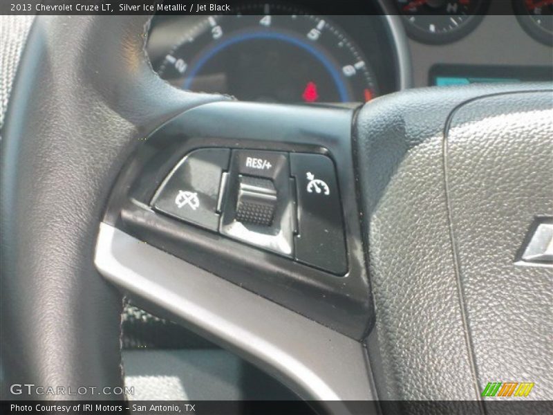 Silver Ice Metallic / Jet Black 2013 Chevrolet Cruze LT