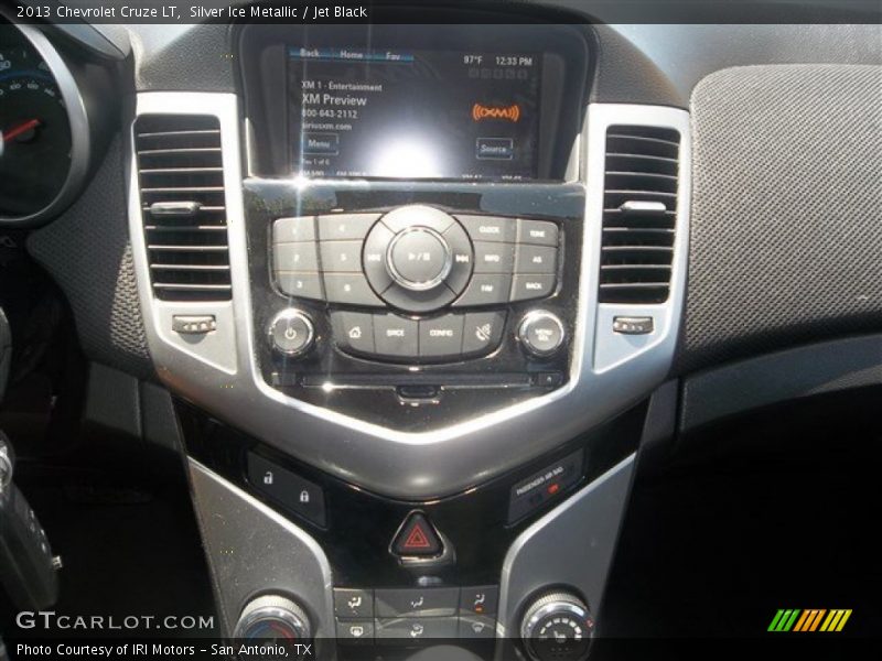 Silver Ice Metallic / Jet Black 2013 Chevrolet Cruze LT