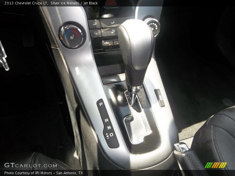 Silver Ice Metallic / Jet Black 2013 Chevrolet Cruze LT