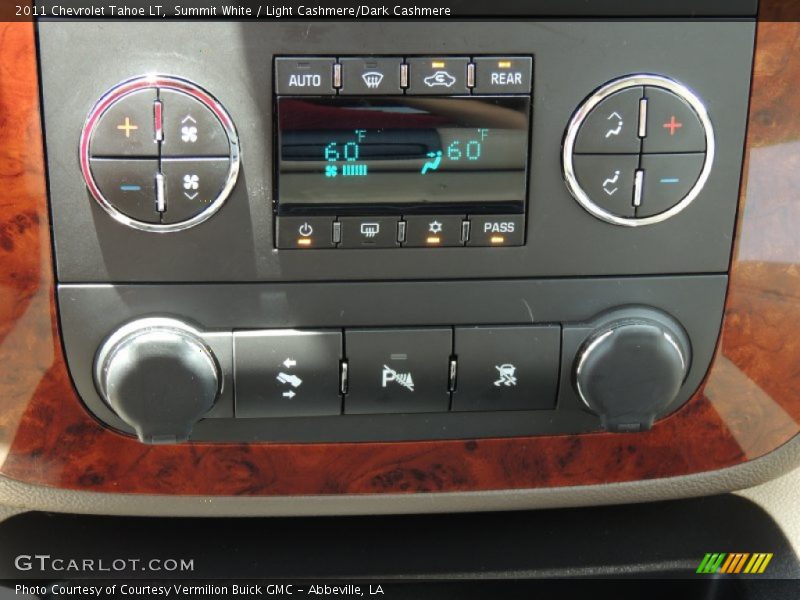 Summit White / Light Cashmere/Dark Cashmere 2011 Chevrolet Tahoe LT
