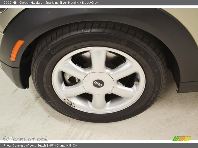 Sparkling Silver Metallic / Black/Grey 2009 Mini Cooper Hardtop
