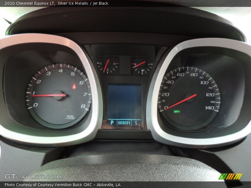 Silver Ice Metallic / Jet Black 2010 Chevrolet Equinox LT