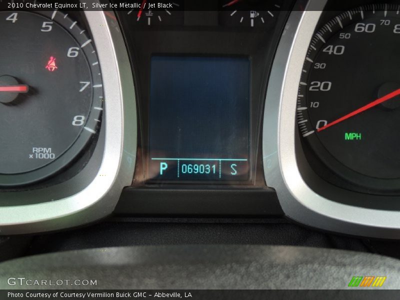 Silver Ice Metallic / Jet Black 2010 Chevrolet Equinox LT