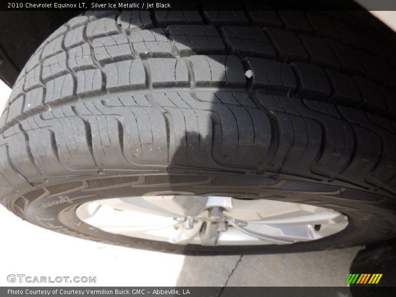 Silver Ice Metallic / Jet Black 2010 Chevrolet Equinox LT