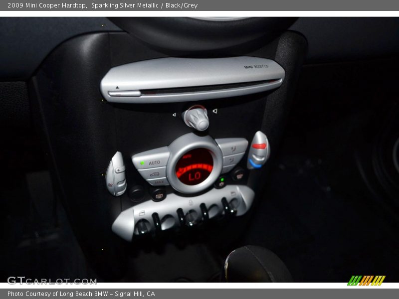 Sparkling Silver Metallic / Black/Grey 2009 Mini Cooper Hardtop