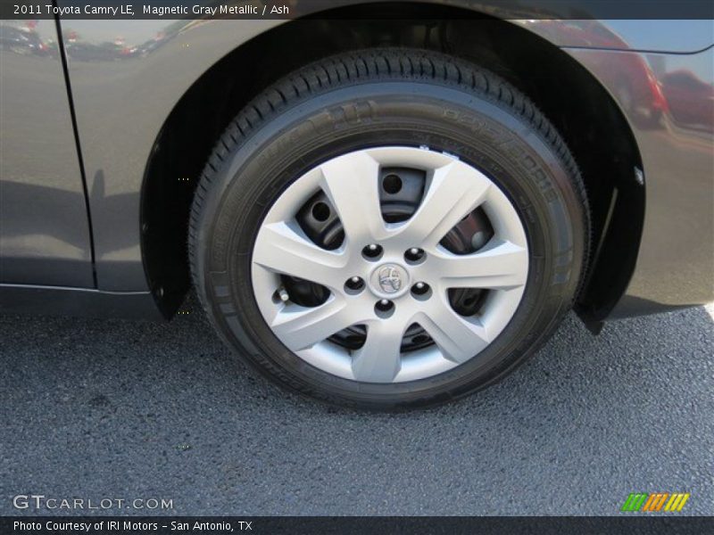 Magnetic Gray Metallic / Ash 2011 Toyota Camry LE