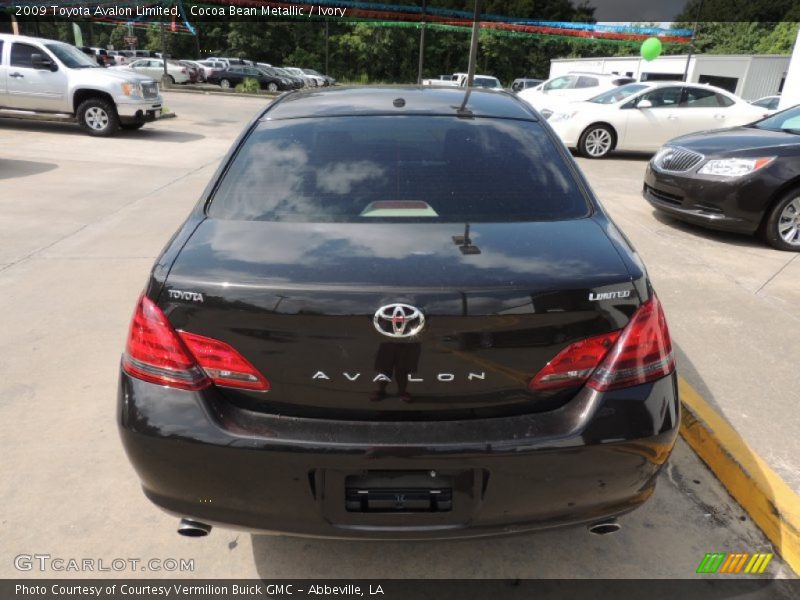 Cocoa Bean Metallic / Ivory 2009 Toyota Avalon Limited