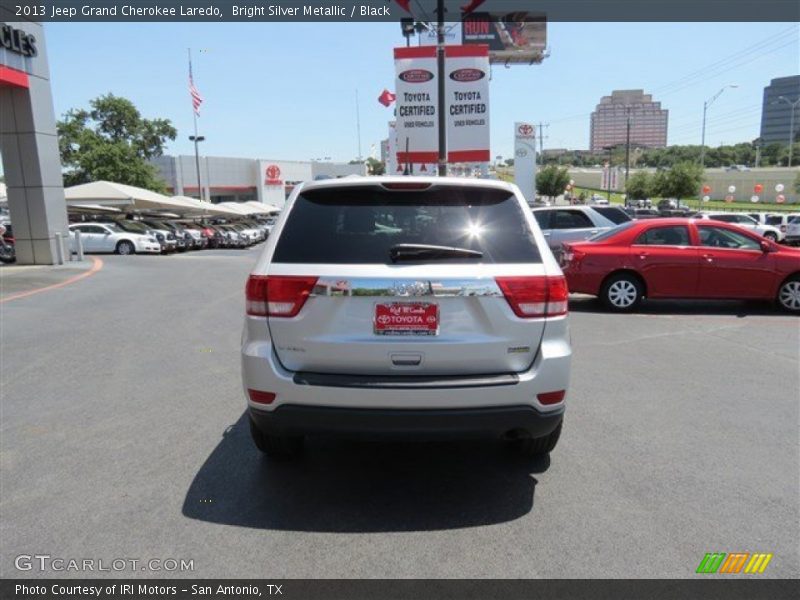 Bright Silver Metallic / Black 2013 Jeep Grand Cherokee Laredo