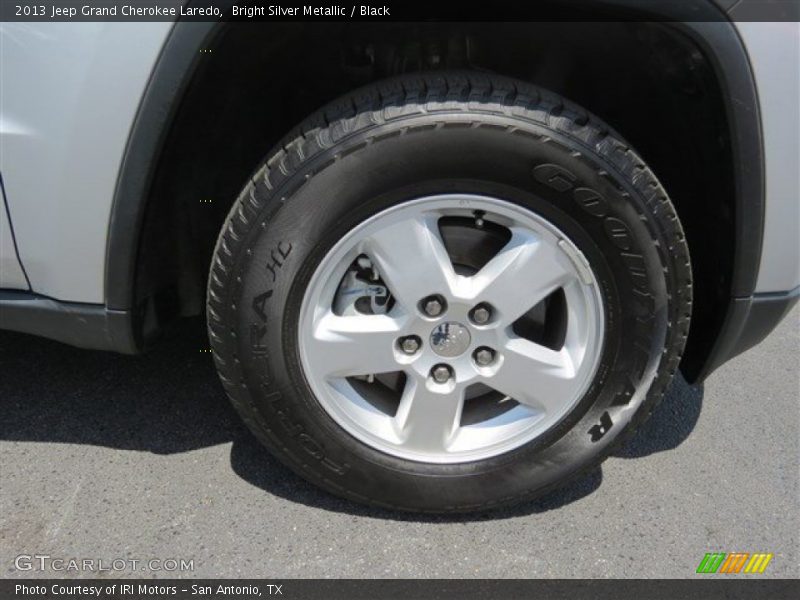 Bright Silver Metallic / Black 2013 Jeep Grand Cherokee Laredo