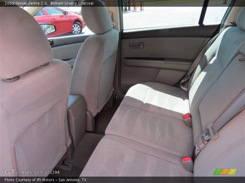 Brilliant Silver / Charcoal 2009 Nissan Sentra 2.0