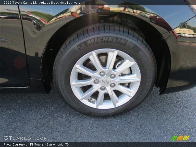 Attitude Black Metallic / Ivory 2012 Toyota Camry LE
