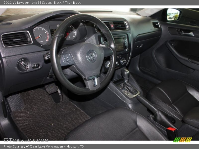Black / Titan Black 2011 Volkswagen Jetta SE Sedan