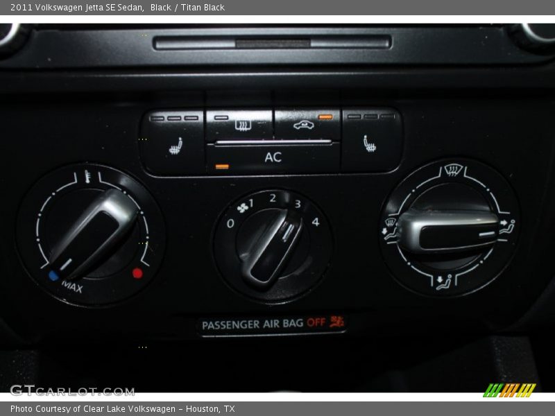 Black / Titan Black 2011 Volkswagen Jetta SE Sedan