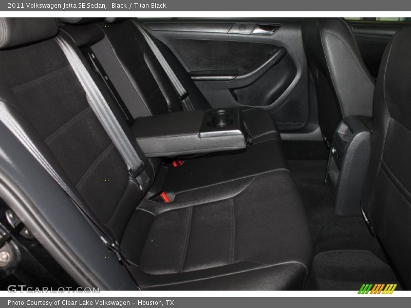 Black / Titan Black 2011 Volkswagen Jetta SE Sedan