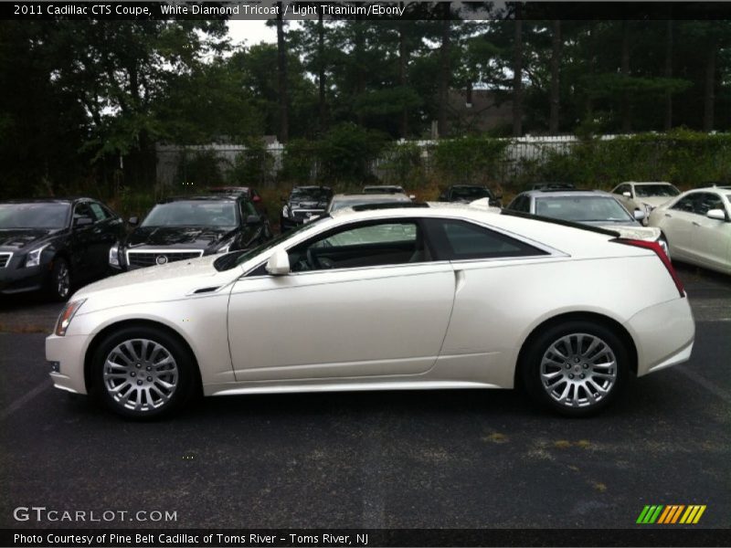 White Diamond Tricoat / Light Titanium/Ebony 2011 Cadillac CTS Coupe