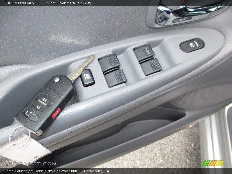 Sunlight Silver Metallic / Gray 2005 Mazda MPV ES