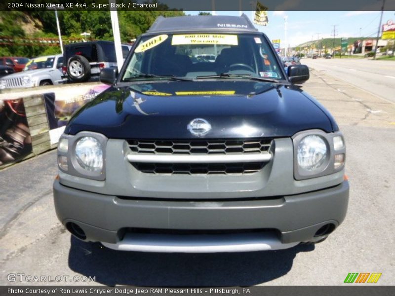 Super Black / Charcoal 2004 Nissan Xterra XE 4x4