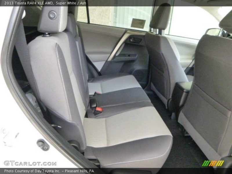 Super White / Ash 2013 Toyota RAV4 XLE AWD