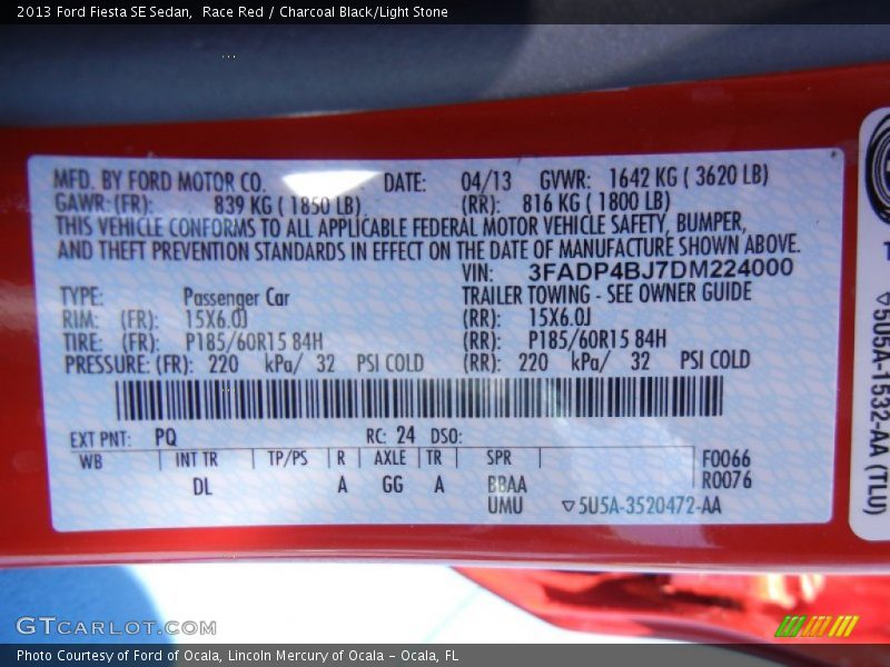 Race Red / Charcoal Black/Light Stone 2013 Ford Fiesta SE Sedan