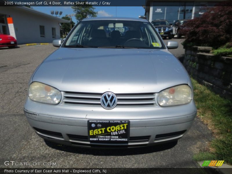 Reflex Silver Metallic / Gray 2005 Volkswagen Golf GL 4 Door
