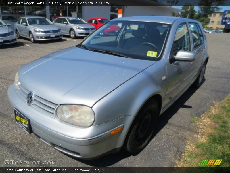 Reflex Silver Metallic / Gray 2005 Volkswagen Golf GL 4 Door