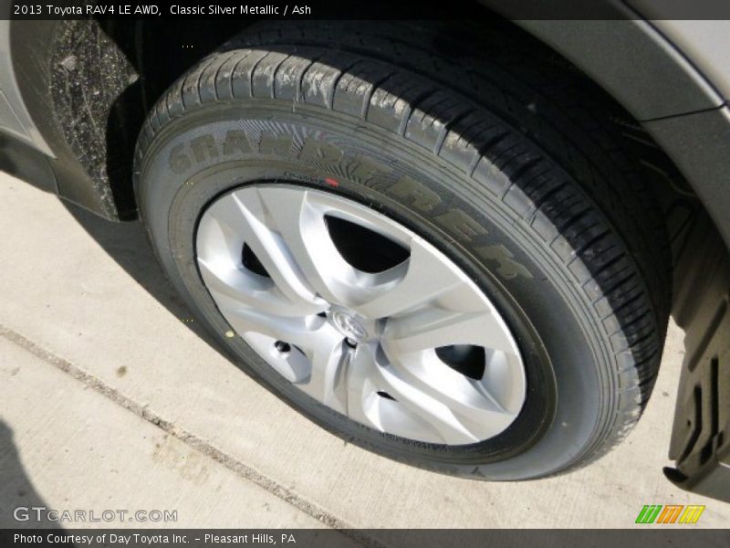 Classic Silver Metallic / Ash 2013 Toyota RAV4 LE AWD