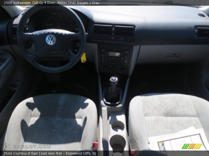 Reflex Silver Metallic / Gray 2005 Volkswagen Golf GL 4 Door