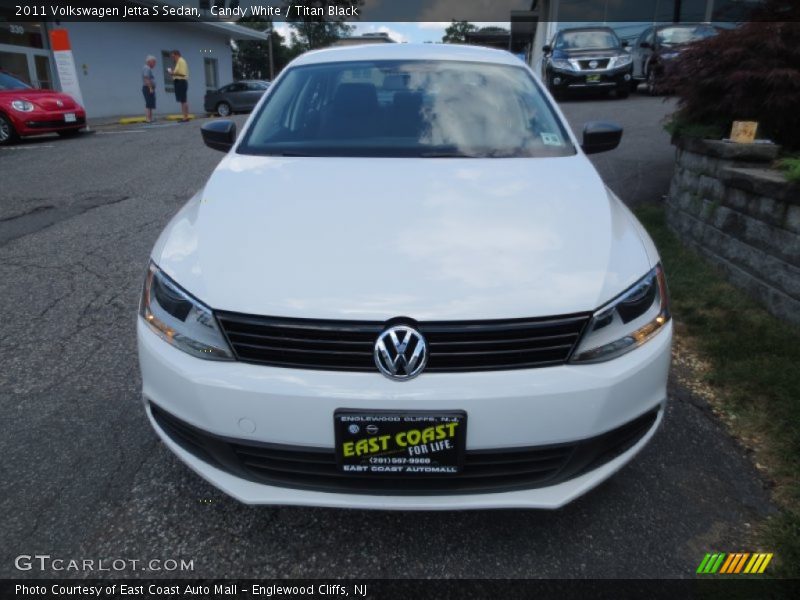 Candy White / Titan Black 2011 Volkswagen Jetta S Sedan
