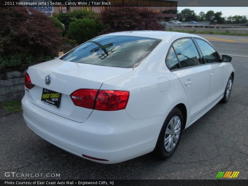 Candy White / Titan Black 2011 Volkswagen Jetta S Sedan