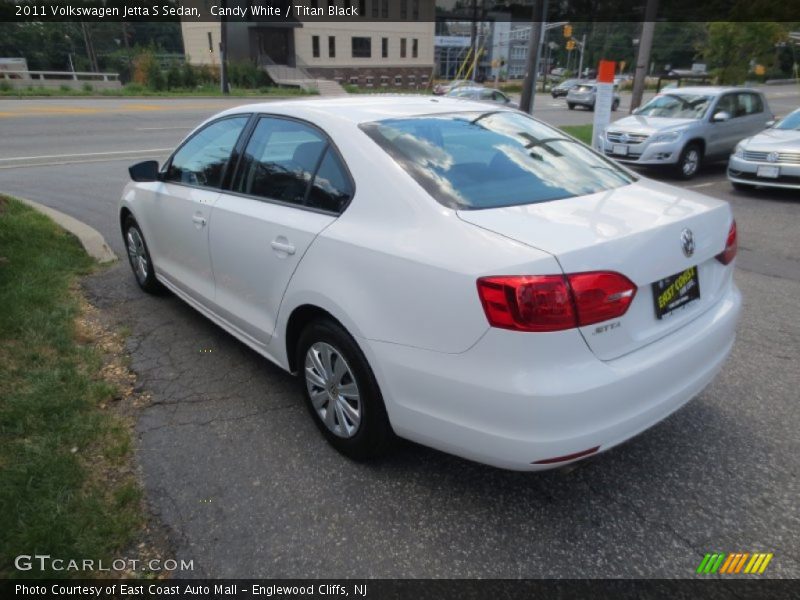 Candy White / Titan Black 2011 Volkswagen Jetta S Sedan