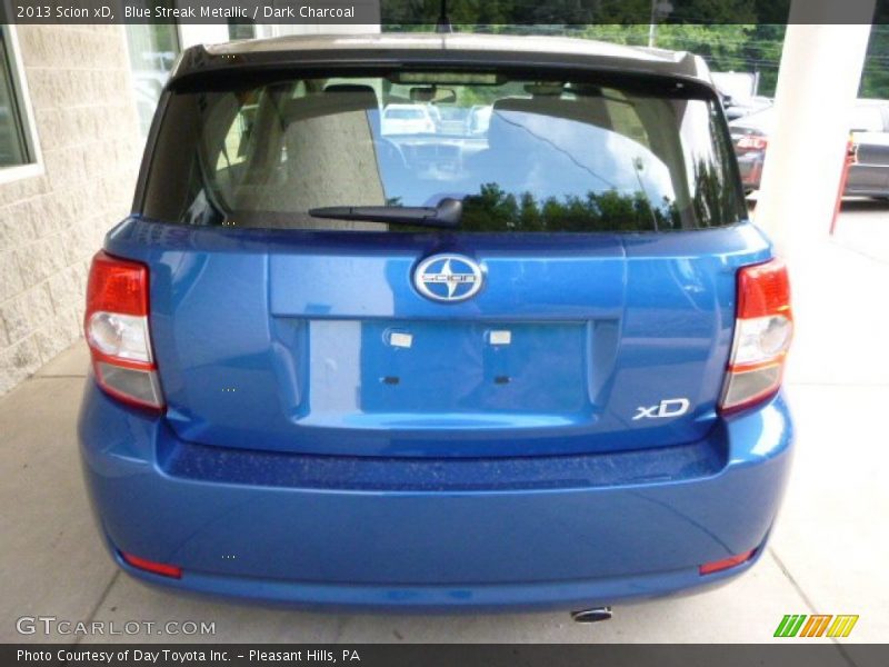 Blue Streak Metallic / Dark Charcoal 2013 Scion xD