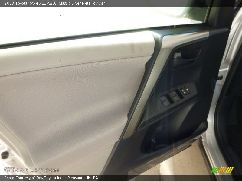 Classic Silver Metallic / Ash 2013 Toyota RAV4 XLE AWD