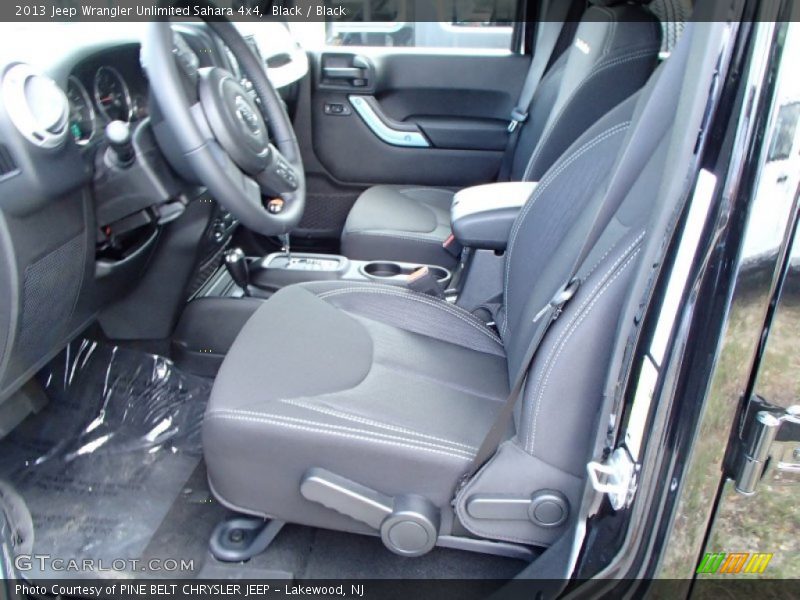 Black / Black 2013 Jeep Wrangler Unlimited Sahara 4x4