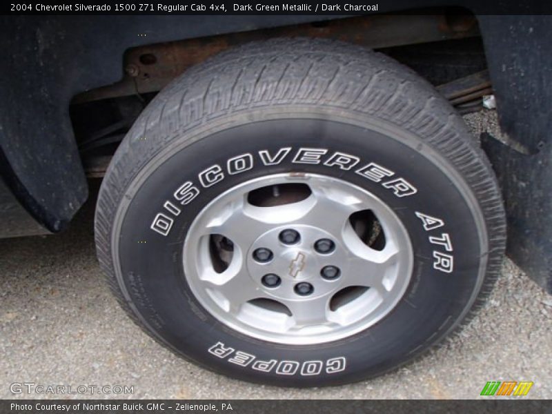 Dark Green Metallic / Dark Charcoal 2004 Chevrolet Silverado 1500 Z71 Regular Cab 4x4