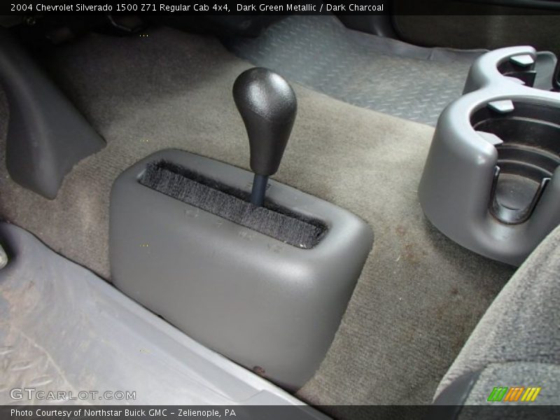 Dark Green Metallic / Dark Charcoal 2004 Chevrolet Silverado 1500 Z71 Regular Cab 4x4