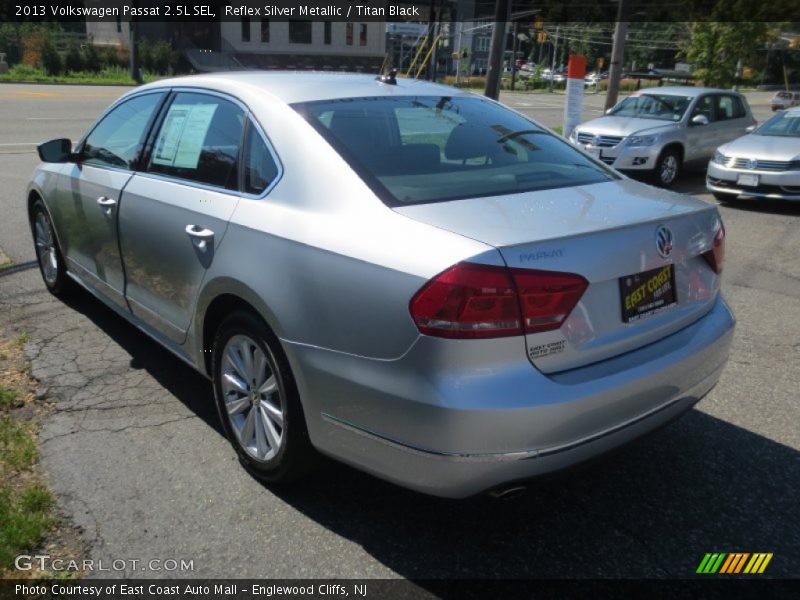 Reflex Silver Metallic / Titan Black 2013 Volkswagen Passat 2.5L SEL