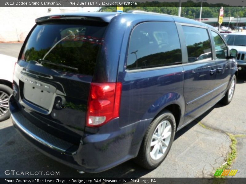 True Blue Pearl / Black/Light Graystone 2013 Dodge Grand Caravan SXT