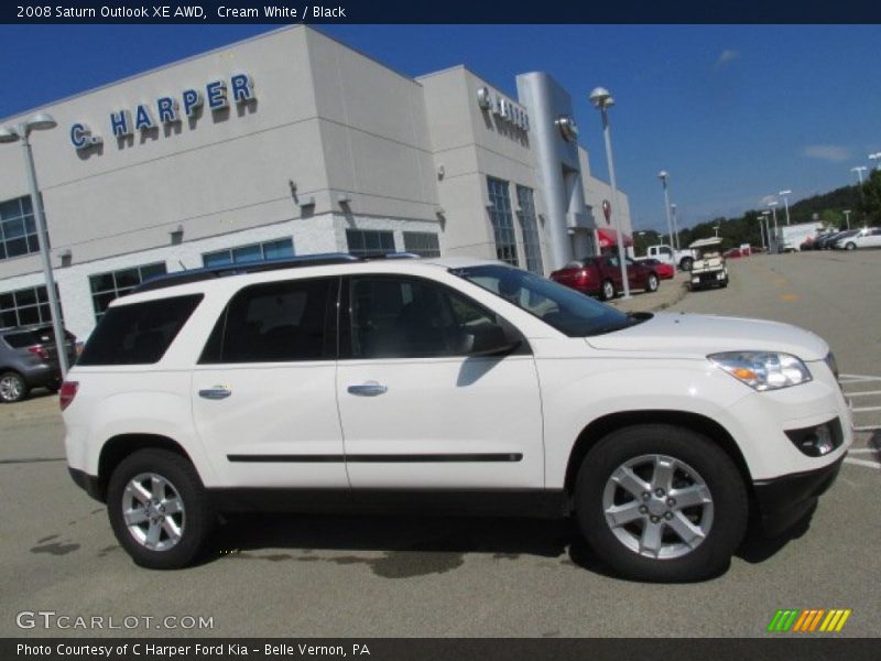 Cream White / Black 2008 Saturn Outlook XE AWD