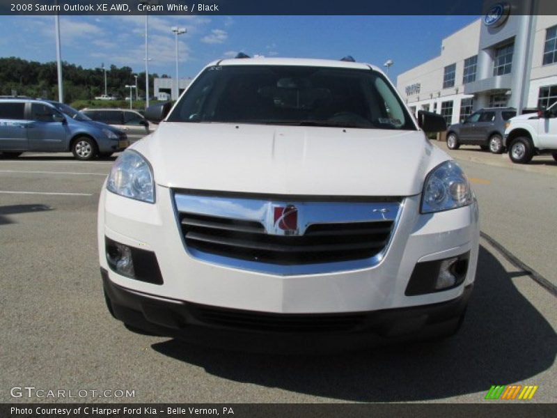 Cream White / Black 2008 Saturn Outlook XE AWD