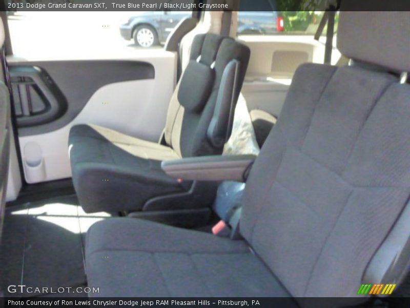 True Blue Pearl / Black/Light Graystone 2013 Dodge Grand Caravan SXT