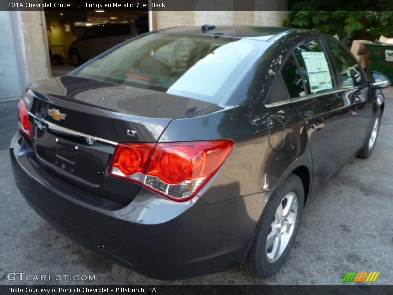 Tungsten Metallic / Jet Black 2014 Chevrolet Cruze LT